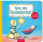 Gezeigt wird das Cover des Buches hurra, mein Geschwisterchen!